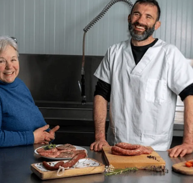 Cansaladeria Can Riereta los jefes sonrientes